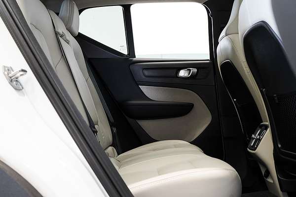 2020 Volvo XC40 T4 Inscription