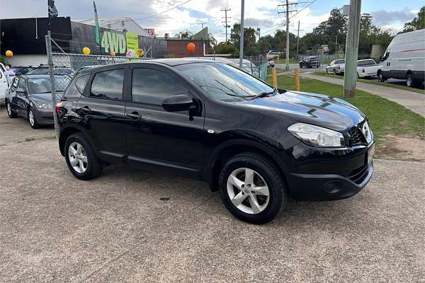 2013 Nissan Dualis ST J10W Series 3