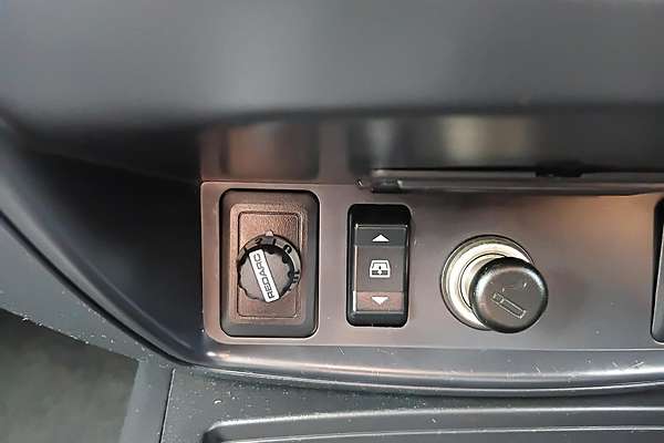 2015 Mitsubishi Triton GLX-R MN 4X4