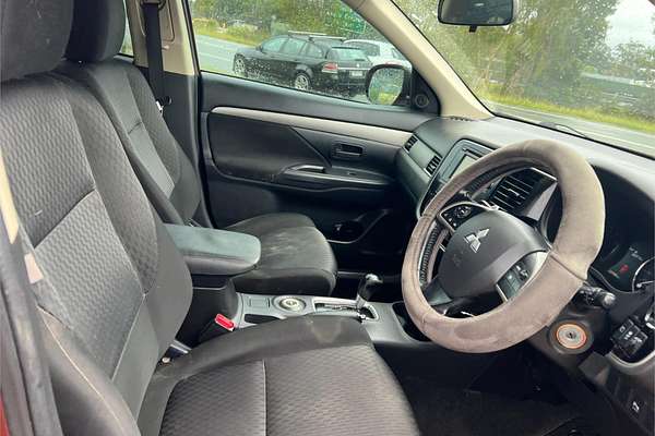 2013 Mitsubishi Outlander LS ZJ