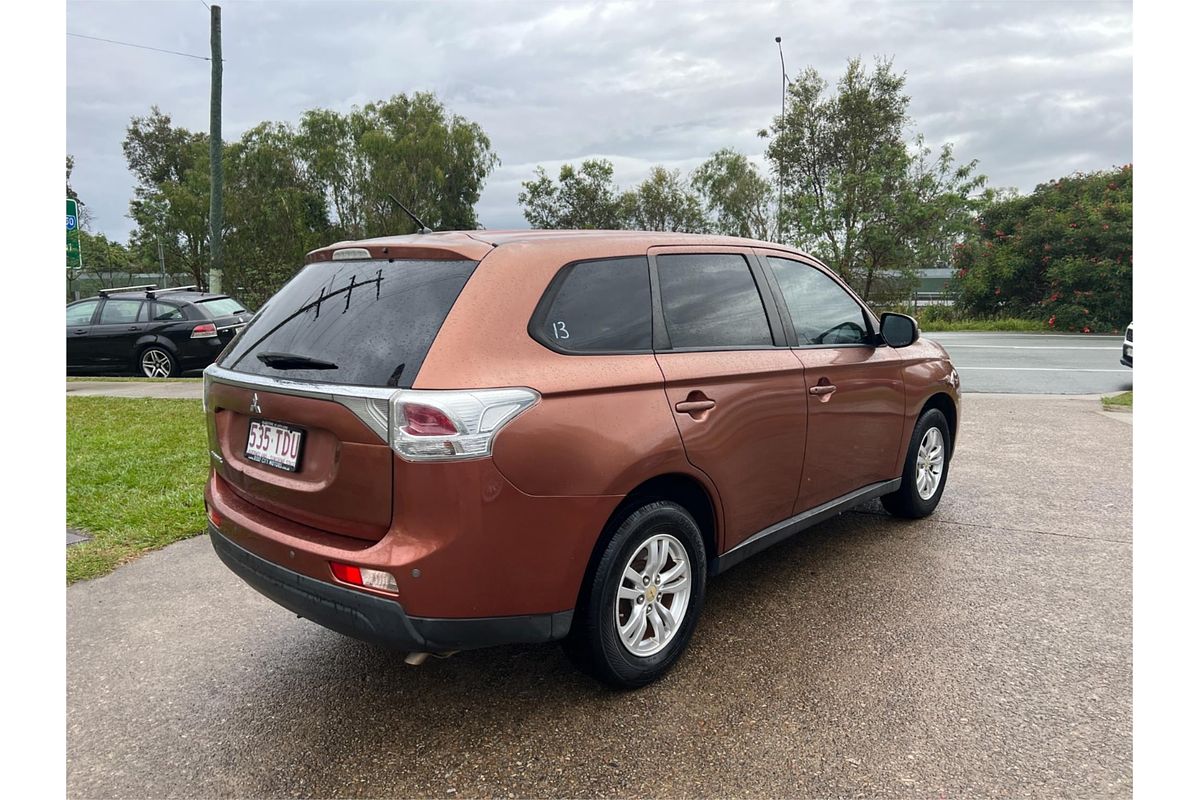 2013 Mitsubishi Outlander LS ZJ