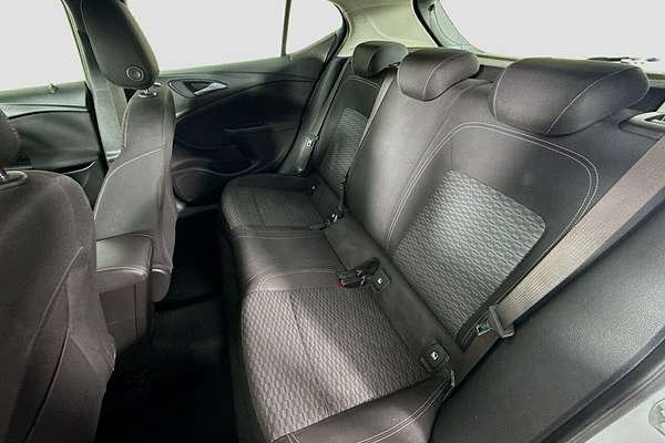 2017 Holden Astra R BK