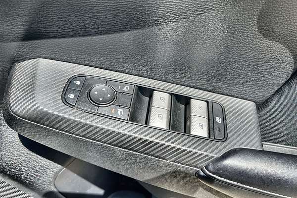 2023 Mitsubishi Outlander LS ZM