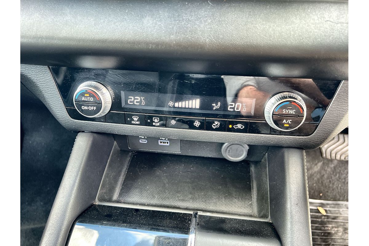 2023 Mitsubishi Outlander LS ZM