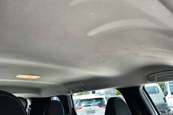 2023 Mitsubishi Outlander LS ZM