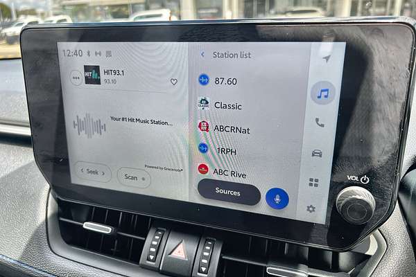 2024 Toyota RAV4 XSE AXAH52R