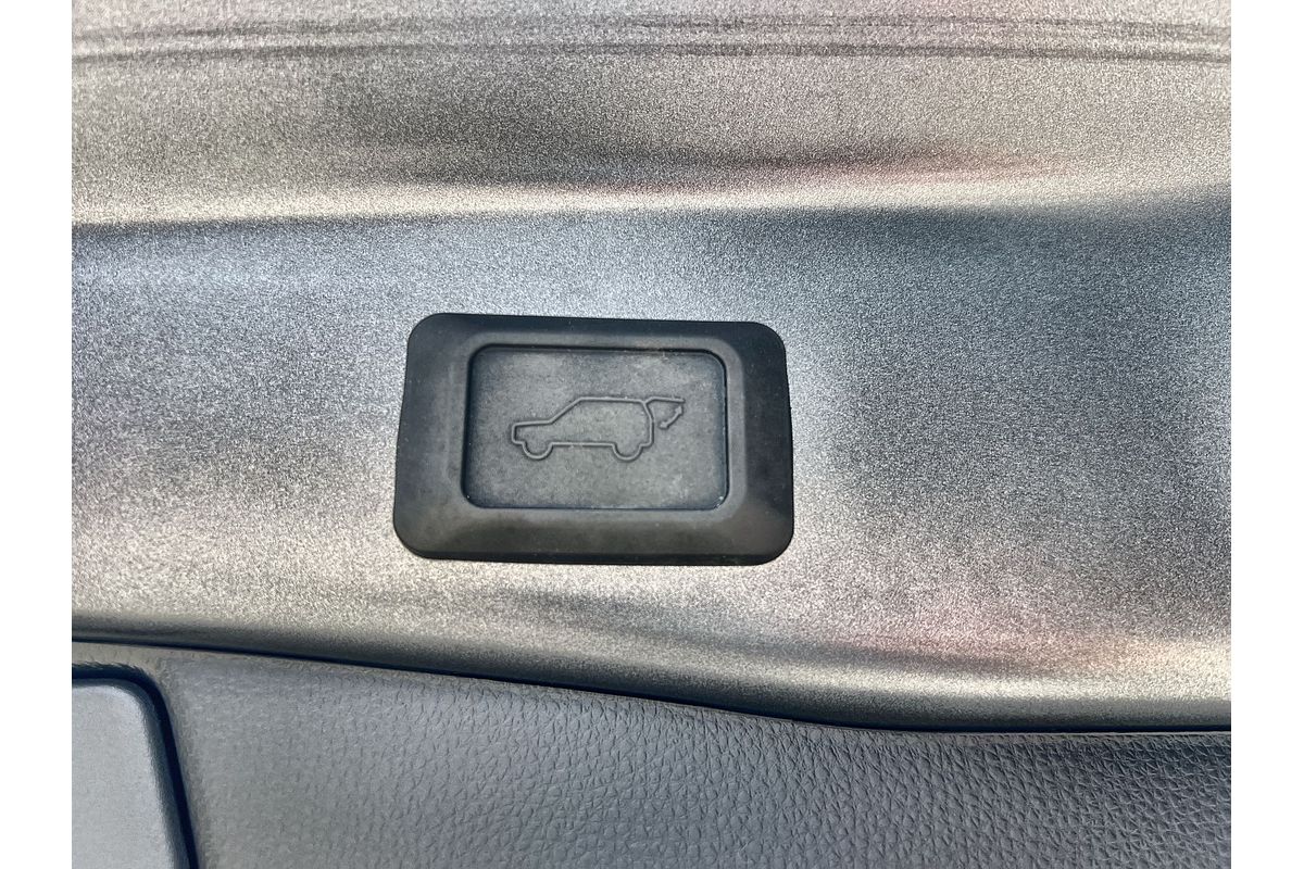 2024 Toyota RAV4 XSE AXAH52R