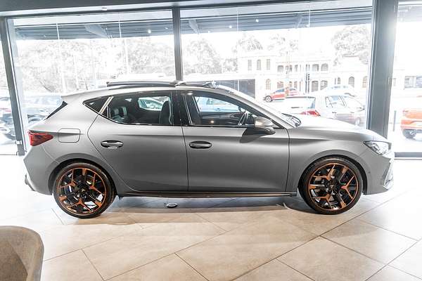 2025 CUPRA Leon VZx KL