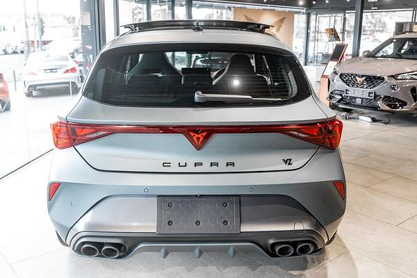 2025 CUPRA Leon VZx KL