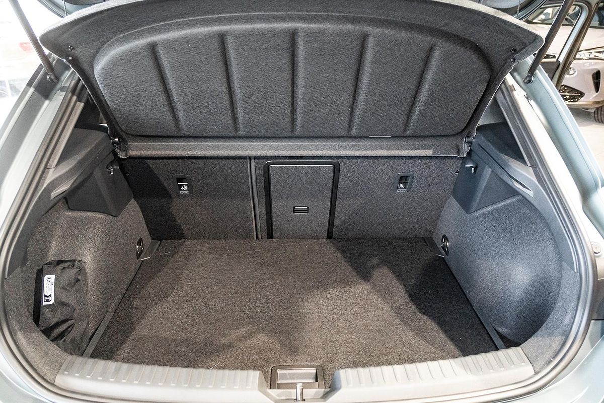 2025 CUPRA Leon VZx KL