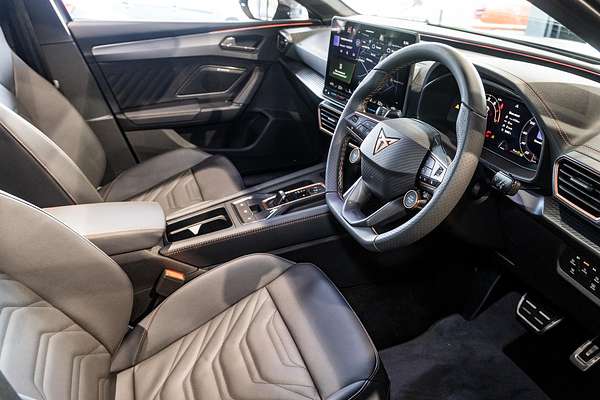 2025 CUPRA Leon VZx KL