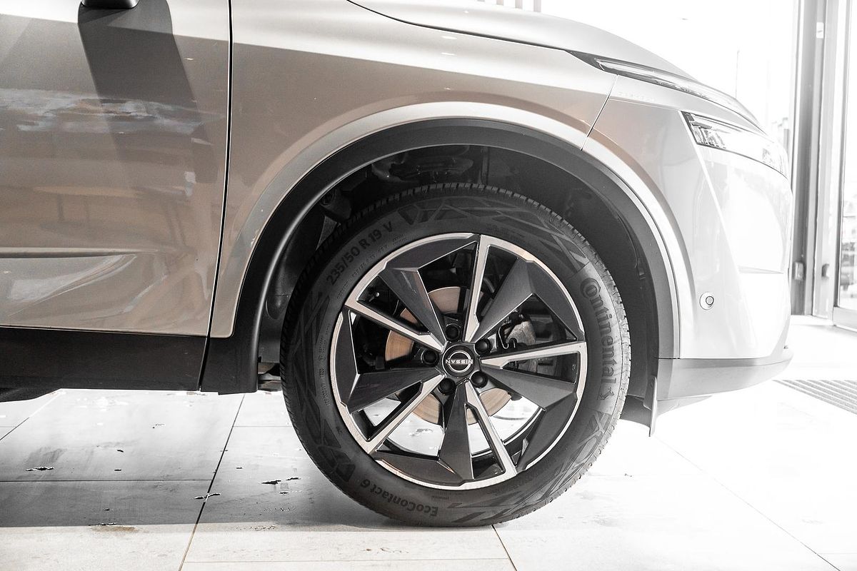 2023 Nissan QASHQAI Ti J12