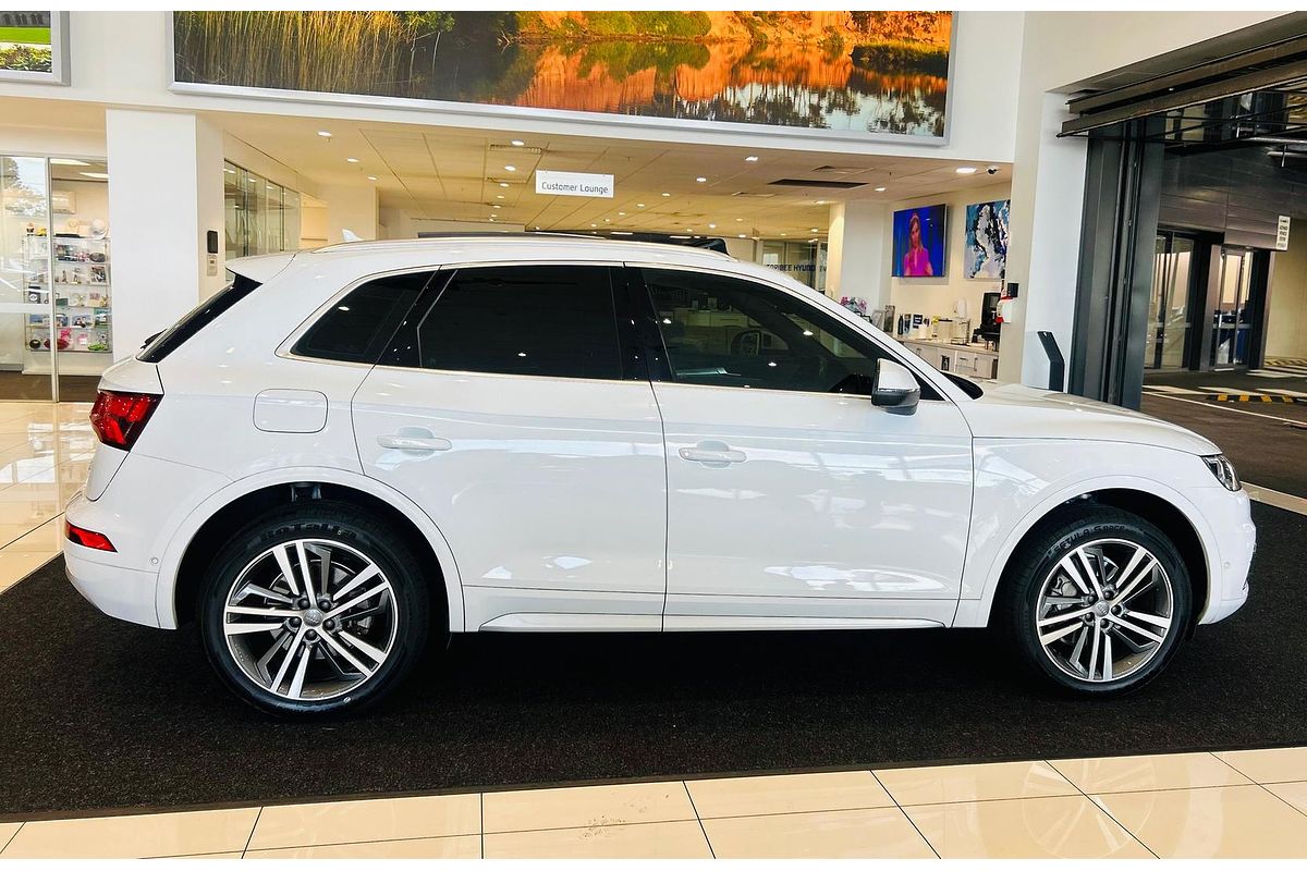 2019 Audi Q5 40 TDI sport FY