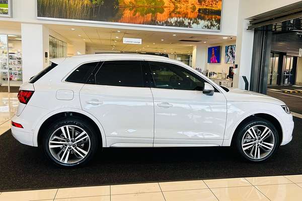 2019 Audi Q5 40 TDI sport FY