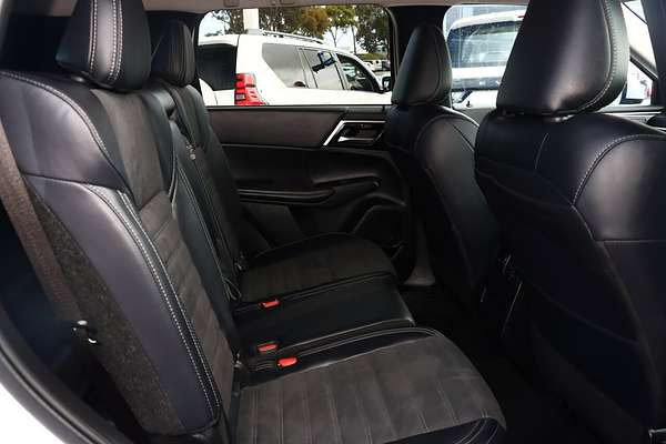 2024 Mitsubishi Outlander Aspire ZM