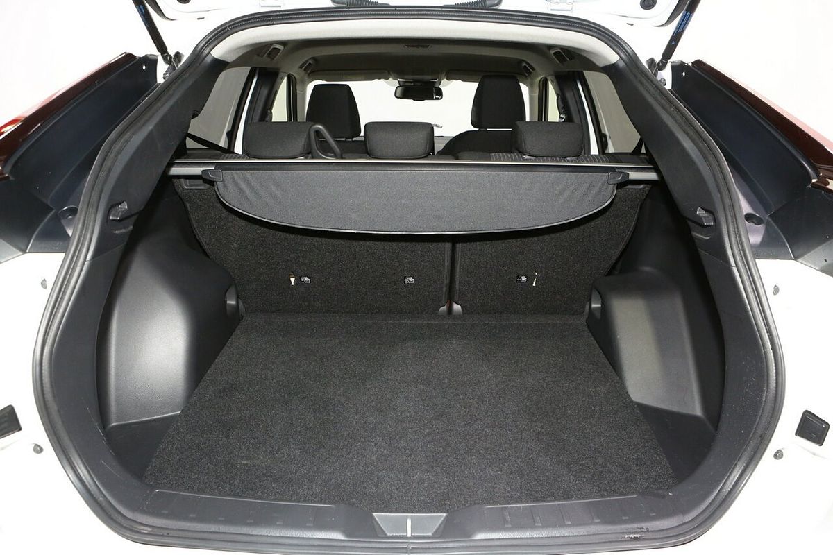 2024 Mitsubishi Eclipse Cross LS YB