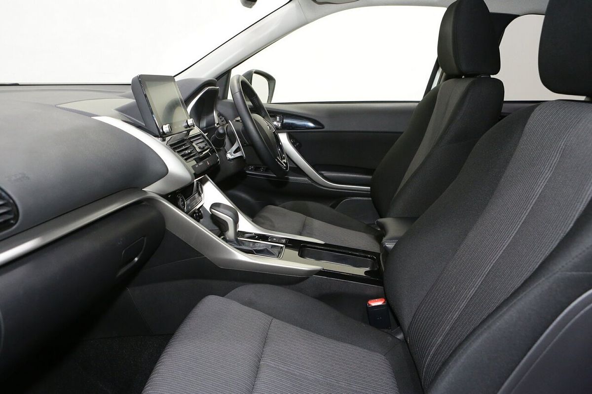 2024 Mitsubishi Eclipse Cross LS YB