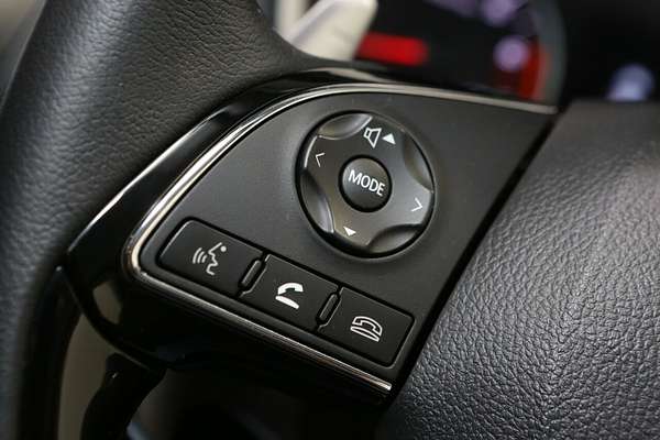 2024 Mitsubishi Eclipse Cross LS YB