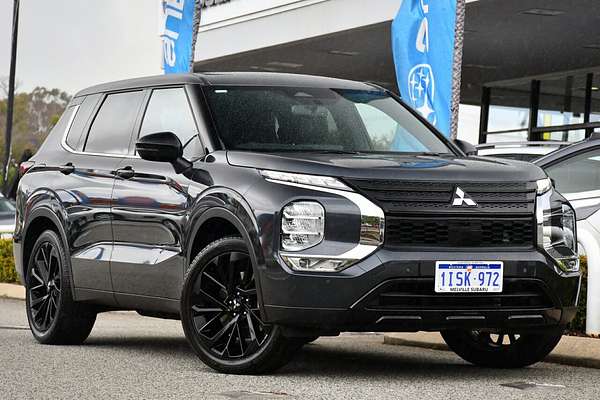 2024 Mitsubishi Outlander Black Edition ZM