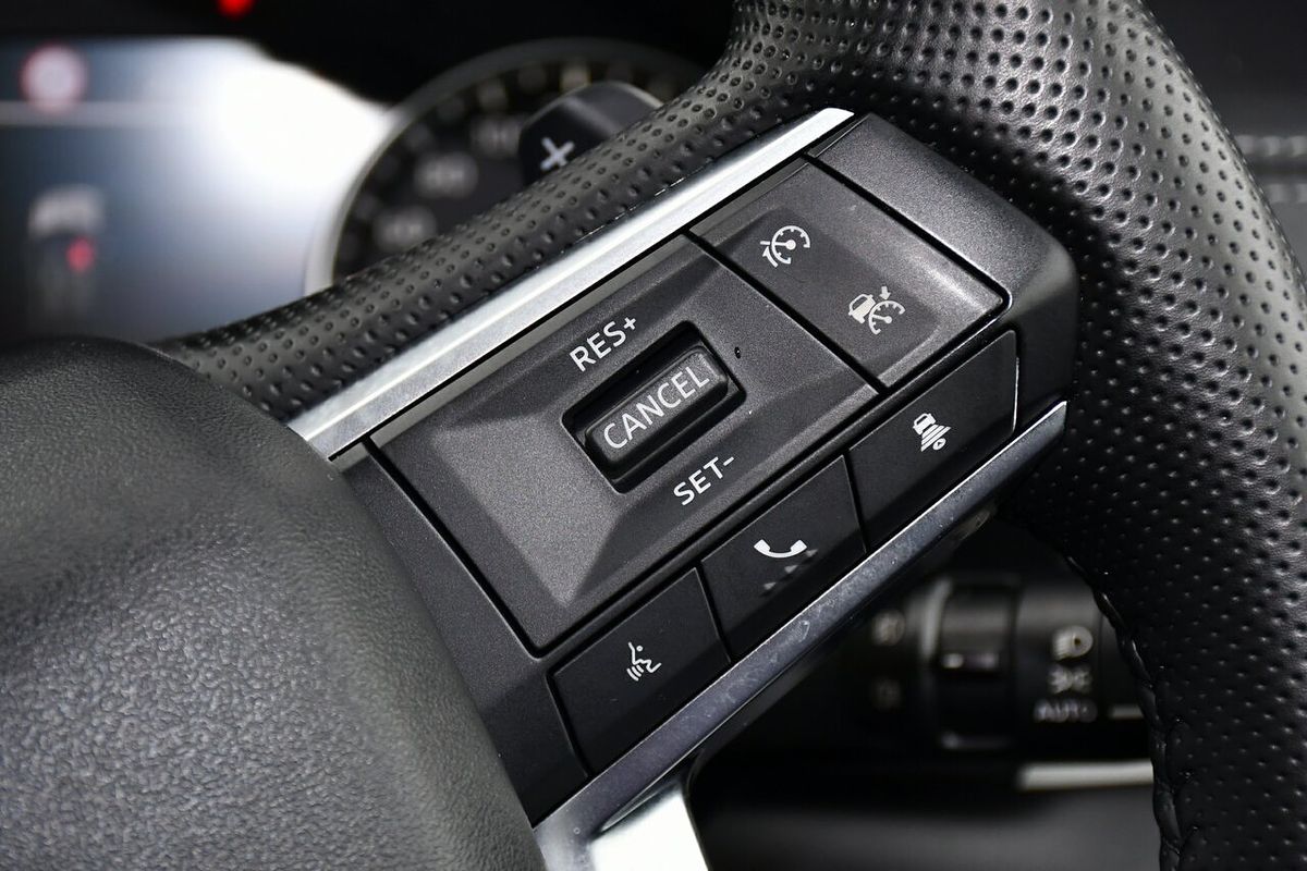 2024 Mitsubishi Outlander Black Edition ZM