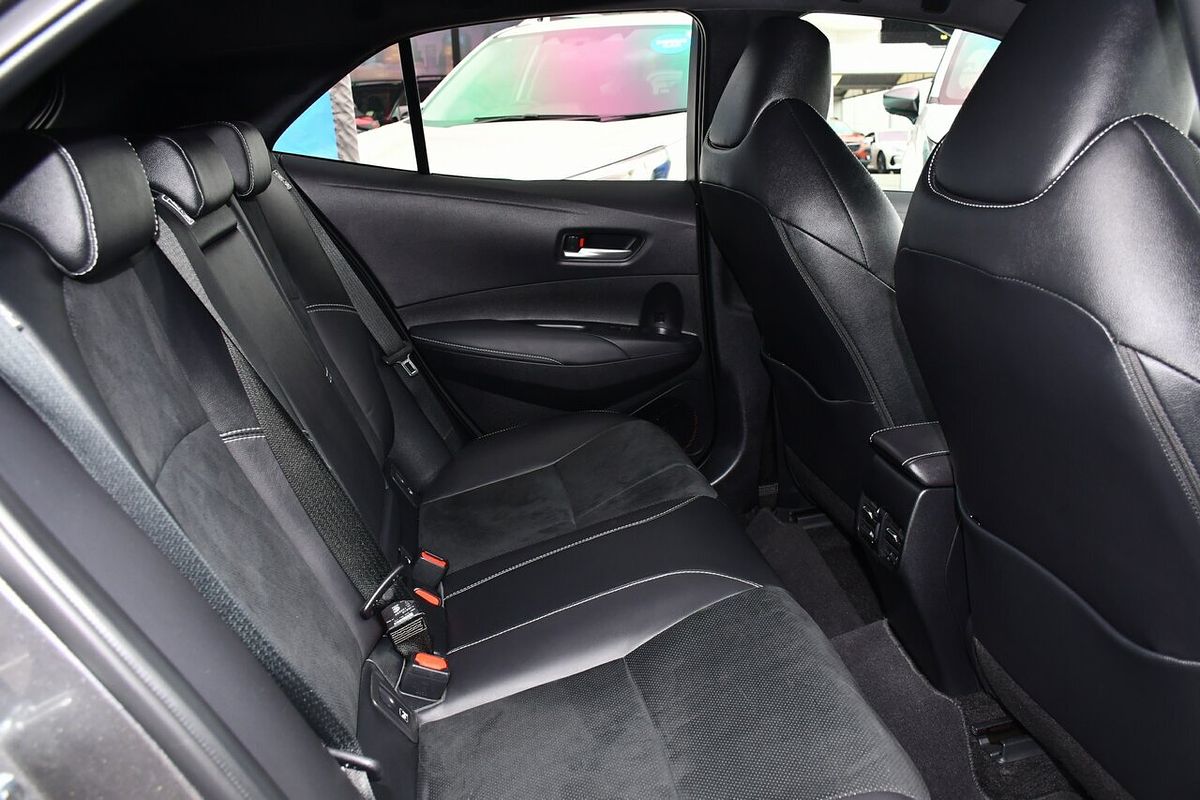 2021 Toyota Corolla ZR Hybrid ZWE211R