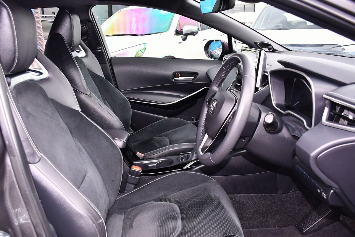 2021 Toyota Corolla ZR Hybrid ZWE211R