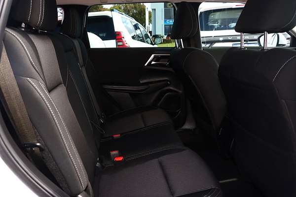 2022 Mitsubishi Outlander LS ZM