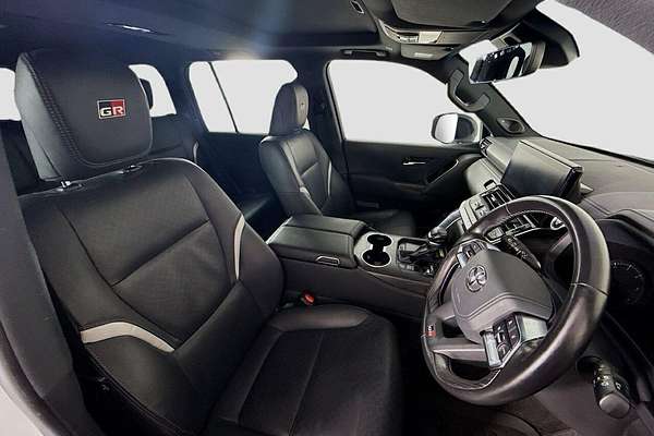 2024 Toyota Landcruiser GR Sport FJA300R