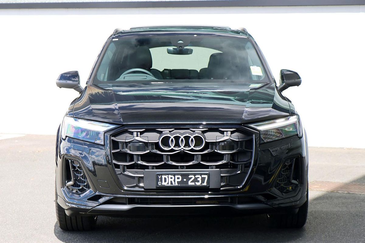2025 Audi Q7 55 TFSI S line 4M