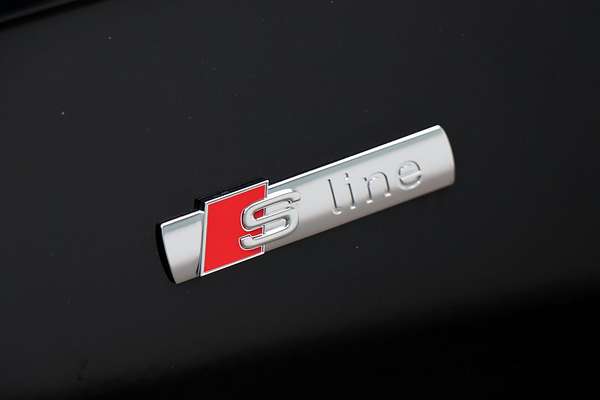 2025 Audi Q7 55 TFSI S line 4M