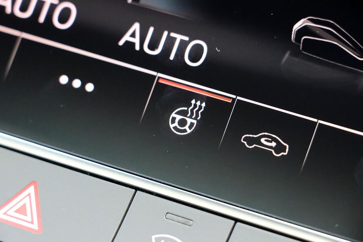 2025 Audi Q7 55 TFSI S line 4M