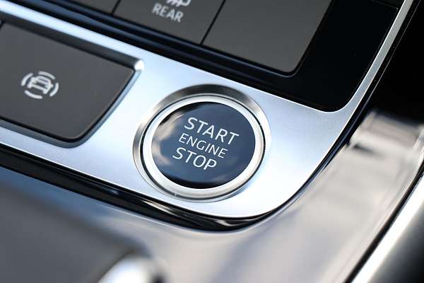 2025 Audi Q7 55 TFSI S line 4M