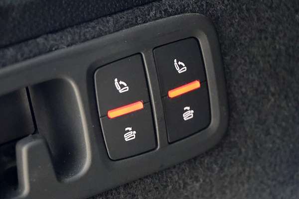 2025 Audi Q7 55 TFSI S line 4M