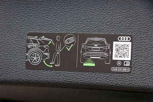 2025 Audi Q7 55 TFSI S line 4M