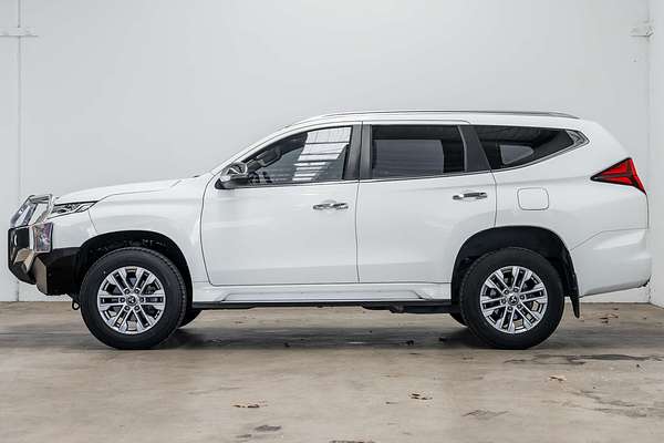 2022 Mitsubishi Pajero Sport GLX QF
