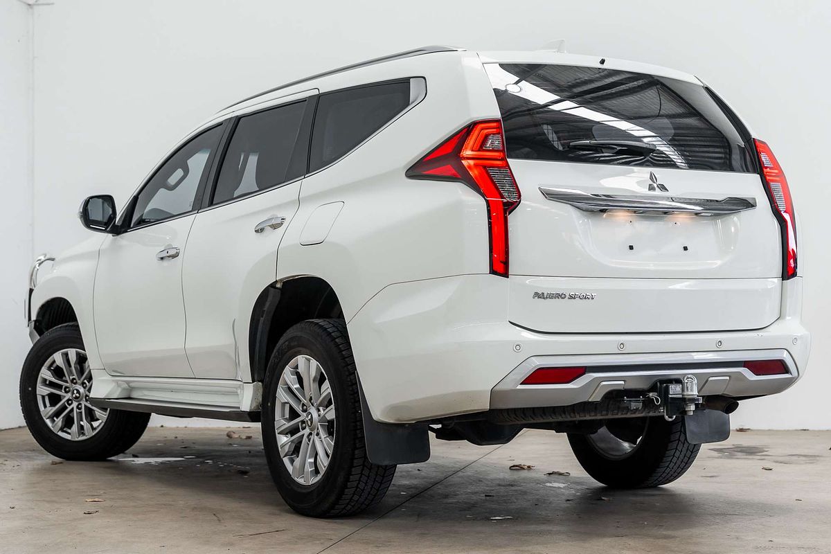 2022 Mitsubishi Pajero Sport GLX QF