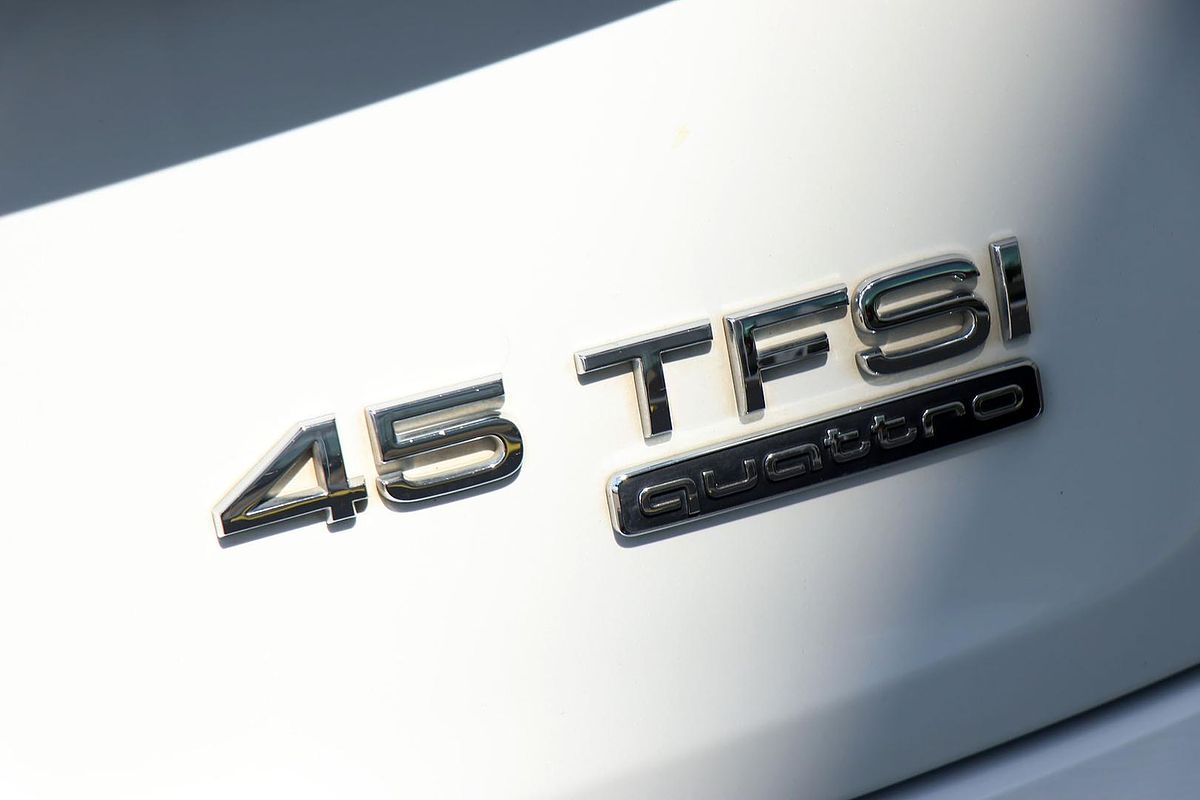 2021 Audi Q5 45 TFSI Sport FY