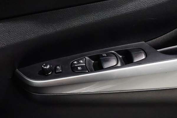 2022 Nissan Navara ST D23 4X4