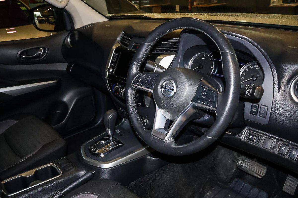 2022 Nissan Navara ST D23 4X4