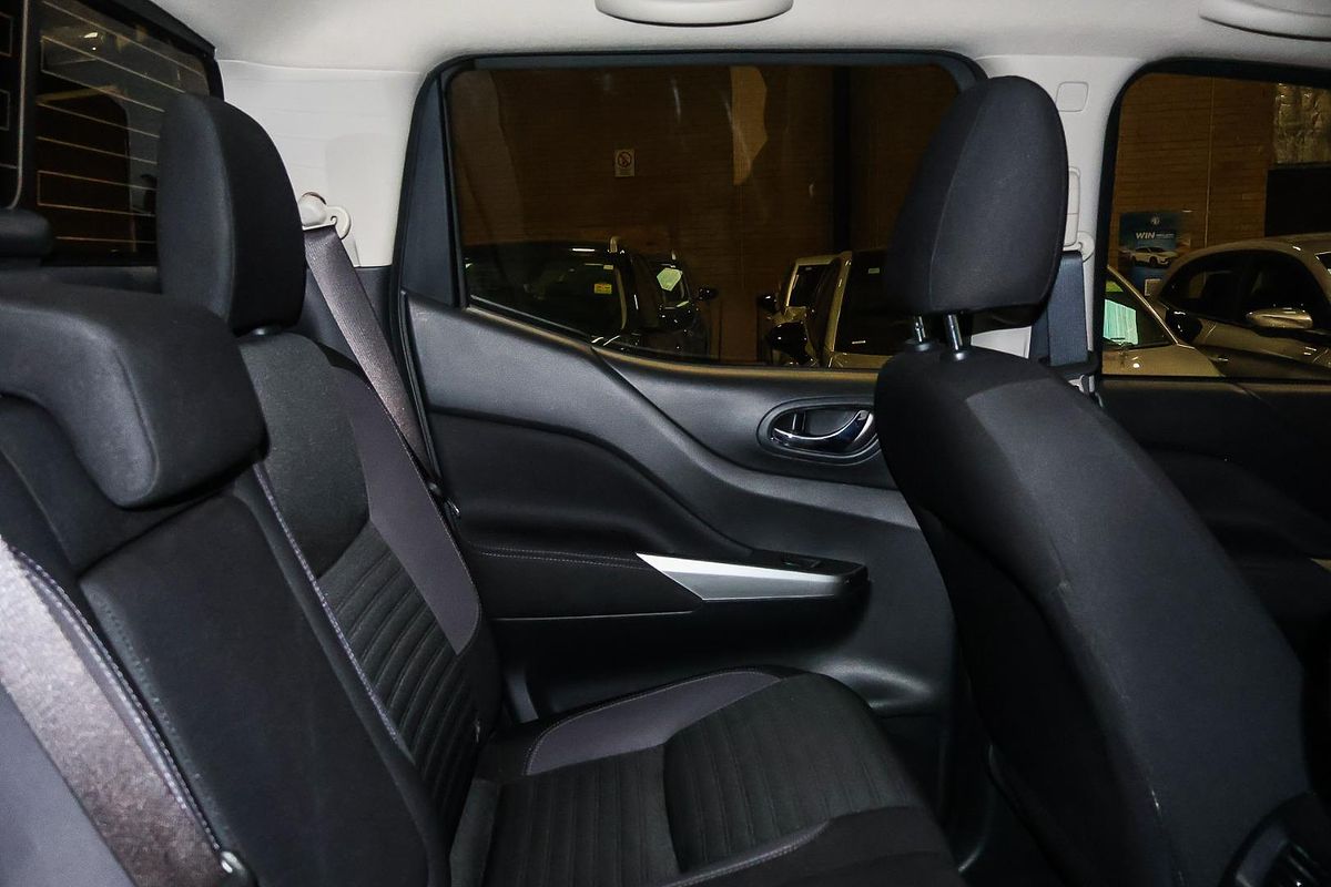 2022 Nissan Navara ST D23 4X4