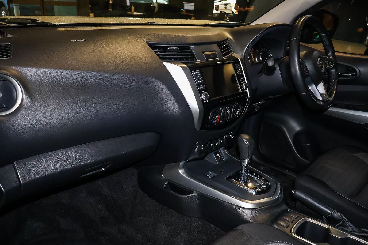 2022 Nissan Navara ST D23 4X4
