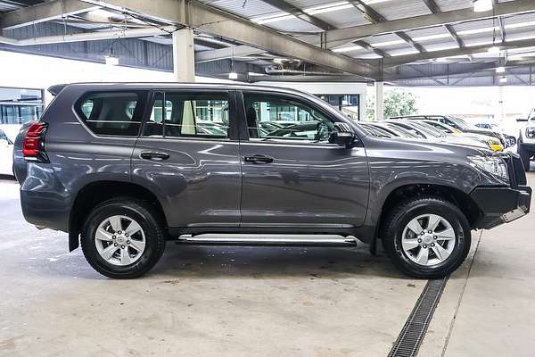 2022 Toyota Landcruiser Prado GX GDJ150R