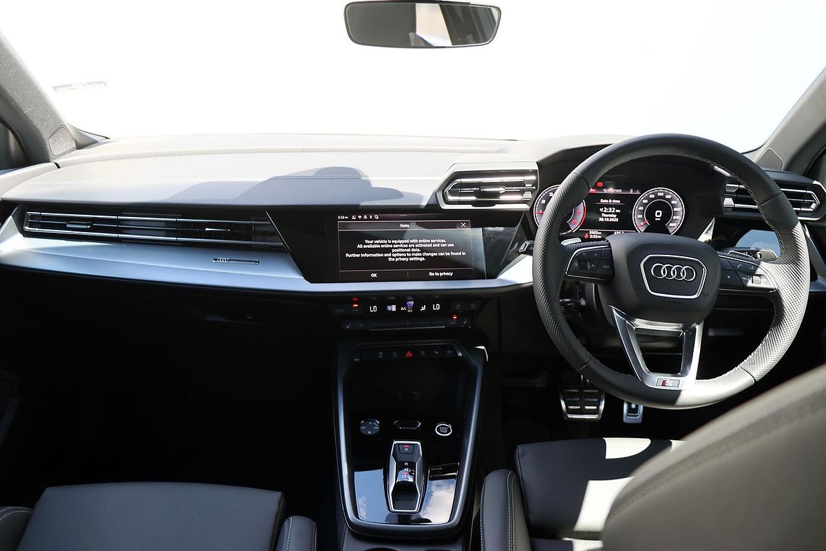 2025 Audi A3 35 TFSI S line GY