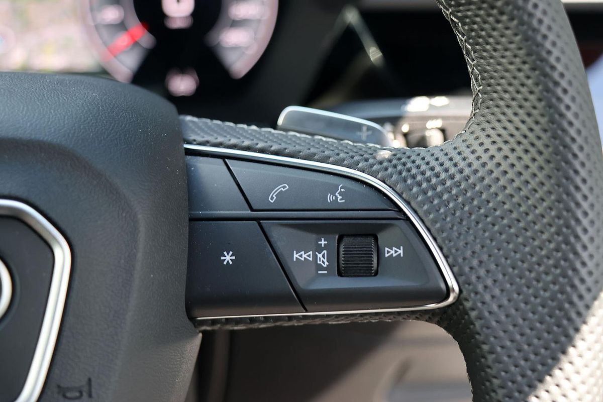 2025 Audi A3 35 TFSI S line GY