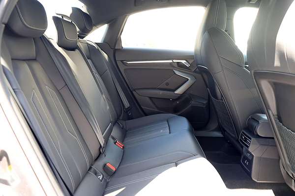 2025 Audi A3 35 TFSI S line GY