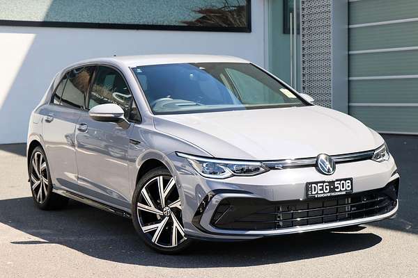 2024 Volkswagen Golf 110TSI R-Line 8
