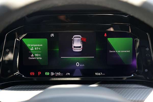 2024 Volkswagen Golf 110TSI R-Line 8