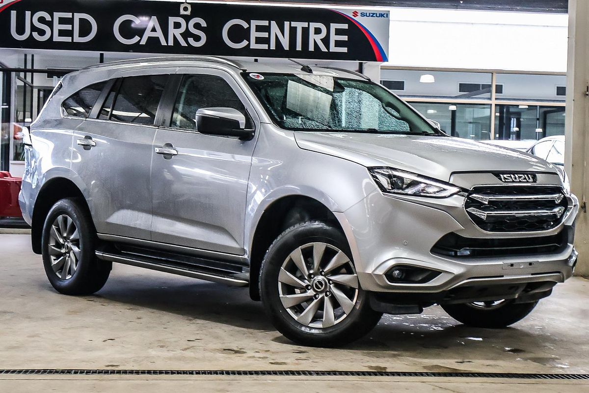 2022 Isuzu MU-X LS-U