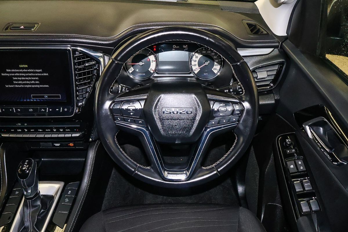 2022 Isuzu MU-X LS-U