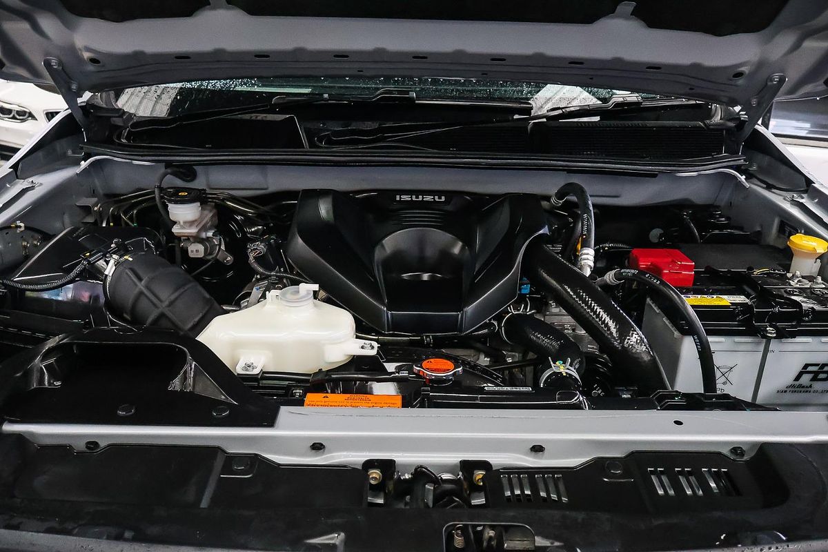 2022 Isuzu MU-X LS-U